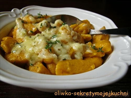 KORZENNE GNOCCHI Z MARCHEWKI