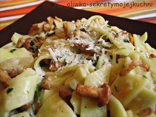 TAGLIATELLE Z KURKAMI