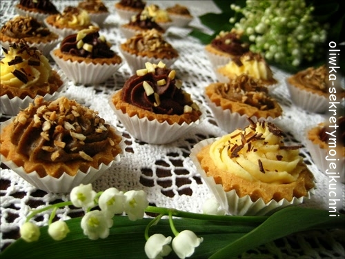 PETITS FOURS A LA RITZ