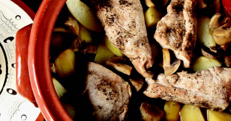 POLĘDWICZKI WIEPRZOWE Z GARNKA RZYMSKIEGO